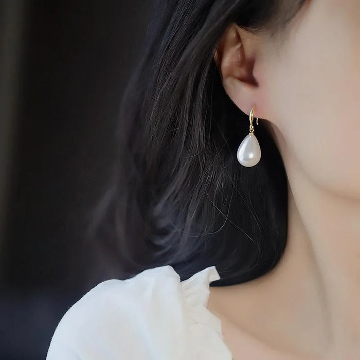 Boucles d’Oreilles Femme – Perle Goutte Élégante avec Crochet Vintage