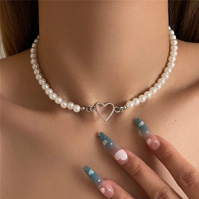 Imitation Pearl Trendy Love Heart  Choker Necklace Female Personality